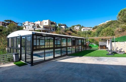 Bruchim Qela' Alon Apartment | סוויטות חיאת - סוויטות מהממות עם בריכה משותפת מחוממת ומקורה מול נוף מהמם