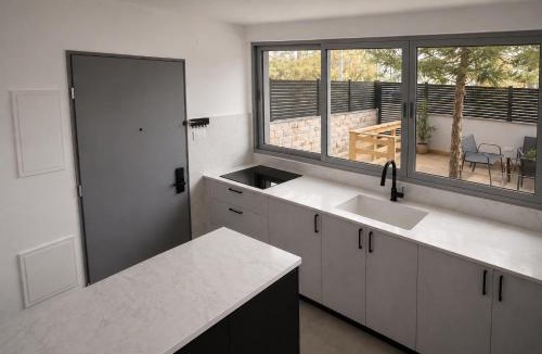 Kiryat Yam House | סוויטת גן ליד הים