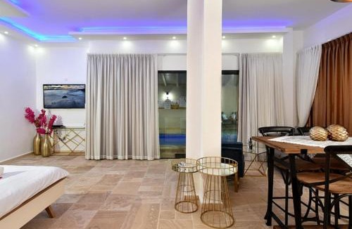 Ein Ya'akov Apartment | סוויטת הילת השחר - סוויטה מהממת עם בריכה פרטית מחוממת וג'קוזי ספא