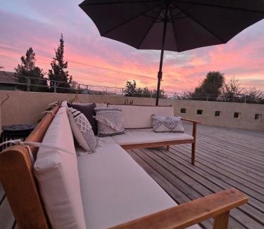 Mitzpe Ramon Apartment | על הגג במדבר
