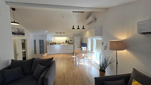 Amir Apartment | על הירדן יזרעאלי