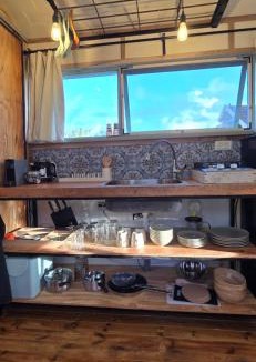 Kerem Maharal Boat Rental | פינה לשניים - קרון זוגי בטבע