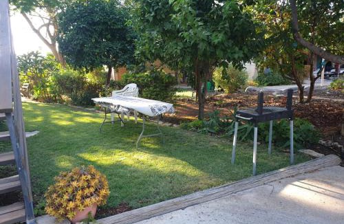 Beit HaShita Apartment | פינה שלווה בטבע- A peaceful spot in nature