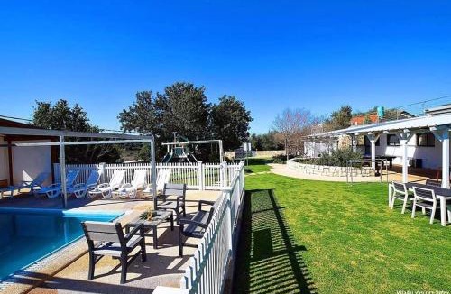 Peqiin Hadasha Villa | פלאז'ה בוטיק