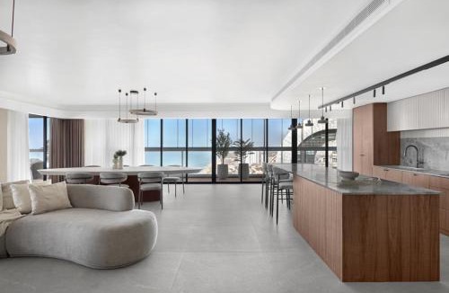 Netanya Hotel | פנטהאוז יאכטה - עם גקוזי בקומה 25! ונוף מטריף לים