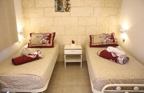 Safed Old City Apartment | פנינה בעתיקה