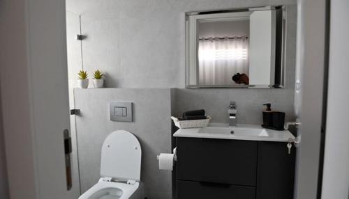 Qiryat Shemona Apartment | פנינת יובלים