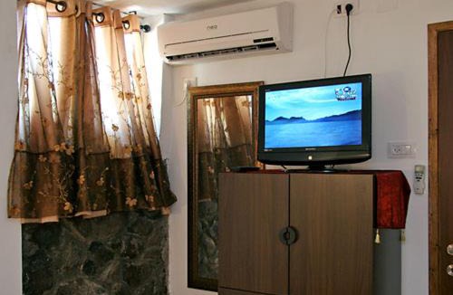 Qatsrin Cabin | צימרים מעיין קצרין