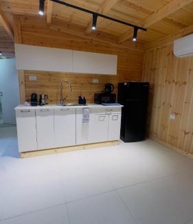 Menashe Cabin | צימרים שדות אור