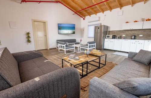 Rameh Bed & Breakfast | צימר בכפר - סוויטות ובקתות קסומות עם בריכה מחוממת מקורה ונוף מהמם