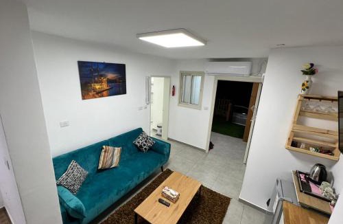 Majdal al-Shams Apartment | צימר גבול החרמון עם גקוזי