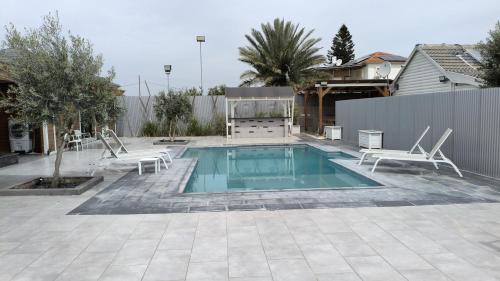 Emek HaMaayanot Cabin | צמרת נופש