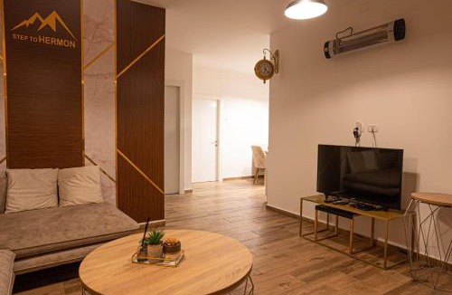 Majdal al-Shams Apartment | צעד לחרמון- דירת 2 חדרי שינה וסלון במג'דל שמס