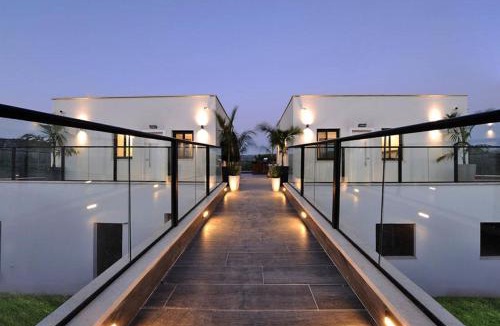 Amka Apartment | קולינה וארדה