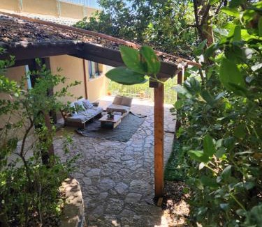 Amirim Cabin | קצה ההר