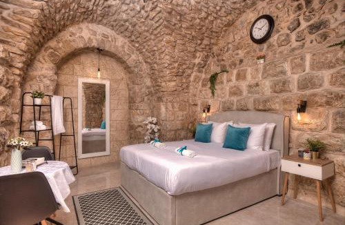 Artists Colony Hotel | קשתות - מתחם אבן בצפת העתיקה - Kshatot - Stone Complex in Old Tzfat