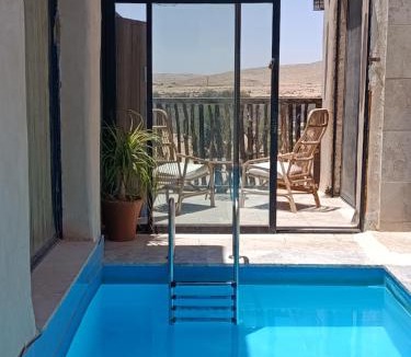 Merhav Am Cabin | שיח מדבר לינה בנגב Burning Bush Negev