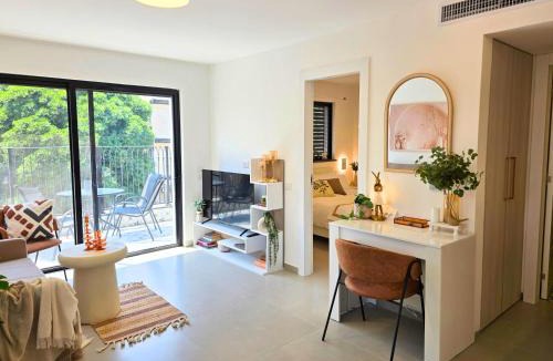 Azor Apartment | שלווה כפרית צמודה לתל-אביב