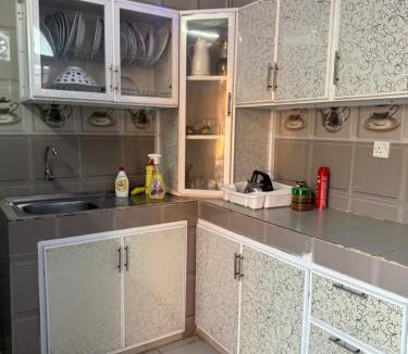Jalan Bani Buhassan Ski Chalet | أستراحة السعادة