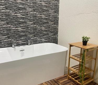 Nizwa Ski Chalet | أستراحة بانا