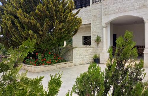 Ma'In House | البيت الريفي near ma'in hot springs