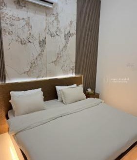 Sur Apartment | الروزنة للشقق المفروشة