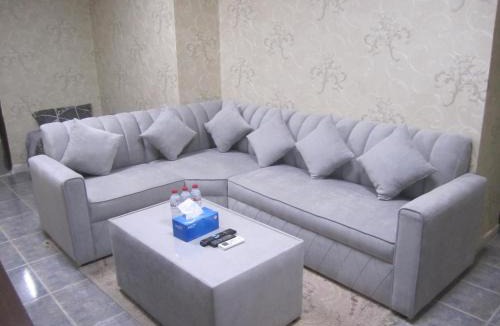 Al Hili Apartment | العين الهيلي مصباح ب 7