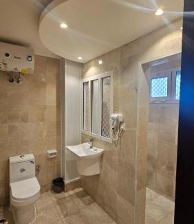 Al Khuwair Hotel | بيان للاجنحة الفندقية - سوق الخوير
