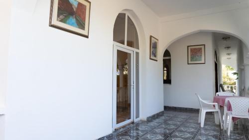 Tiwi House | بيت الشّاب Al Shab House