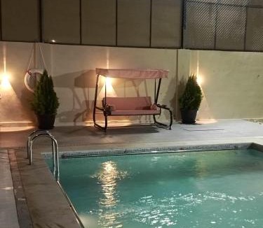 Sahab Ski Chalet | شاليه الدرة Durra Chalet