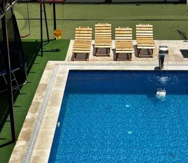 Al Rama Ski Chalet | شاليه هاف مليون الرامة