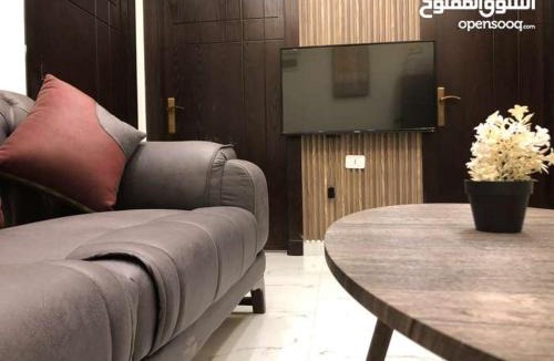 Suwailih Apartment | شقة أنيقة-غرفتين وصالة مع بلكونة Stylish 2-Bedroom Apartment with Balcony