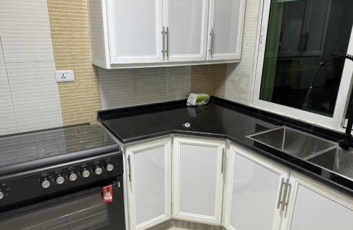 Al Jubeiha Apartment | شقة سوبر ديلوكس في الجبيهه
