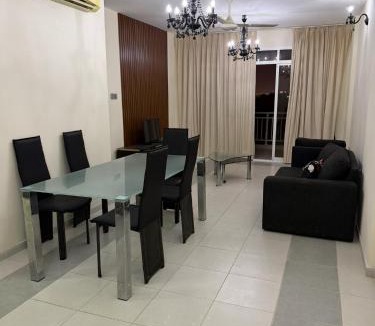 Salalah Apartment | شقة غرفة وصالة واسعة مع اطلالة متميزة داخل مجمع زهرة الخريف