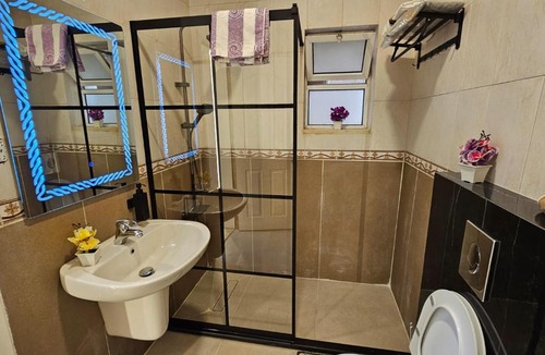 Al Swaifyeh Apartment | شقة فاخرة في دير غبار