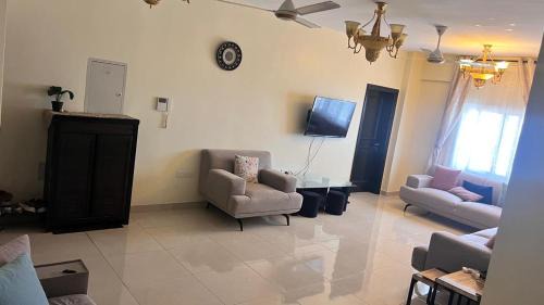 Salalah Apartment | شقة كبيرة مؤثثة بالكامل