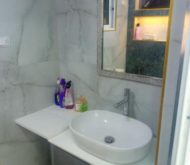 Irbid Apartment | شقه مفروشة تشطيب حديث مخصصة ومستقله في المدخل
