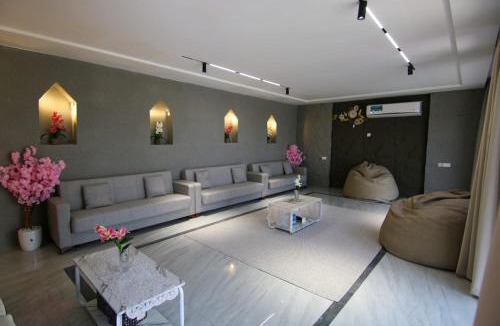 Al Hamra Apartment | كهف الريف Reef Cave
