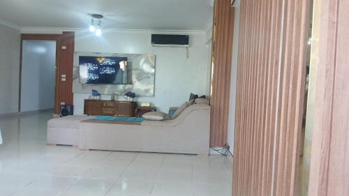 Helwan Apartment | كورنيش النيل امام اندريا