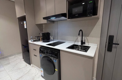 Al Abdali Apartment | 010 tara-JRE Jabal Al Lweibdeh with stunning view