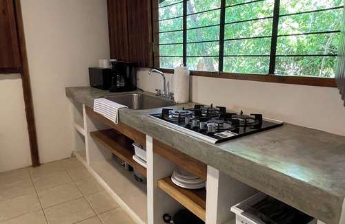 Los Pargos House | 1.5km to the beach! Casita Ave Del Paraiso - Los Pargos, Guanacaste