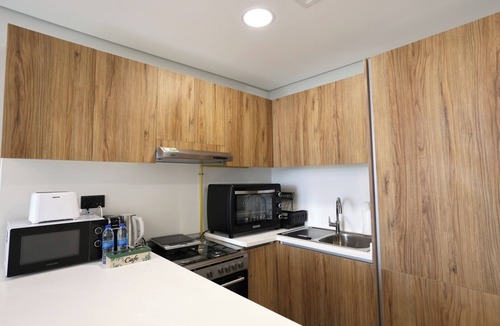 Abu Dhabi Apartment | 1 Bed Room Apartment 1 Min walking to Cleveland and Galleria Mall Maryah Island