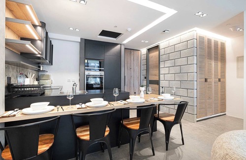 Business Bay Apartment | 1-Bedroom Apartment with Greenery & City Views in The Terraces