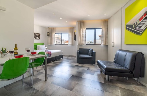 Tel Aviv Apartment | 130 Rock Apartments