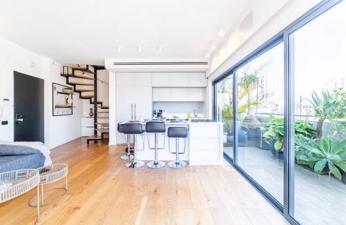 Florentin Apartment | 160 m² Apartment ∙ 3 bedrooms ∙ 4 guests