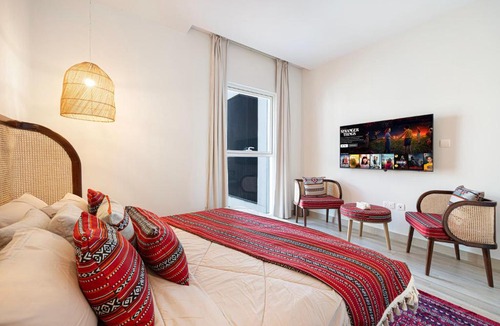 Abu Dhabi Apartment | 1BR Yas Marina Apartment - Near Ferrari World