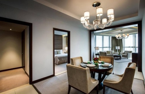 Abu Dhabi Apartment | 2 Bedroom Aparment Near Stop and Pick Hypermarket