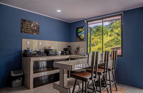 Jaco Apartment | 🏖 2 Bedroom Apartment - Sleeps 4 -in Jacó & Herradura