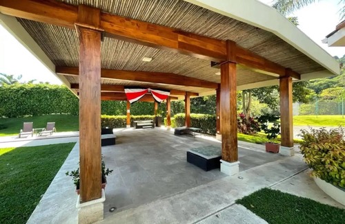 Santa Ana Condo | 2 BR 2 Bath Luxury Condo with Exclusive Swim-Up Bar/Restaurant