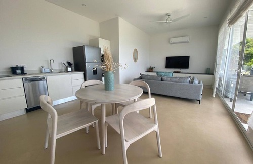 Brasilito House | 2 BR Home in Mar Vista-Pool-Balcony-Ocean View-BBQ: Casa Ayla B